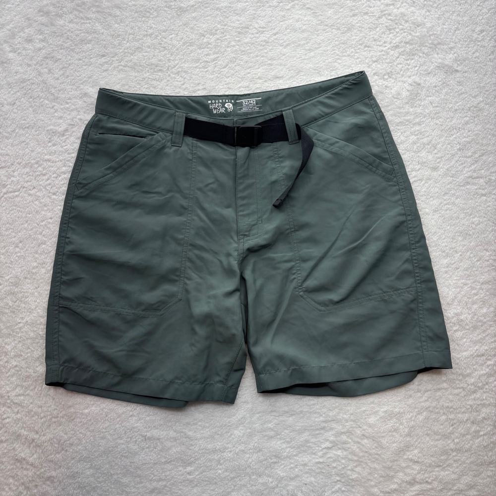 Mountain Hardwear Mens 32 Sage Green Technical Hiking Shorts with Belt C310